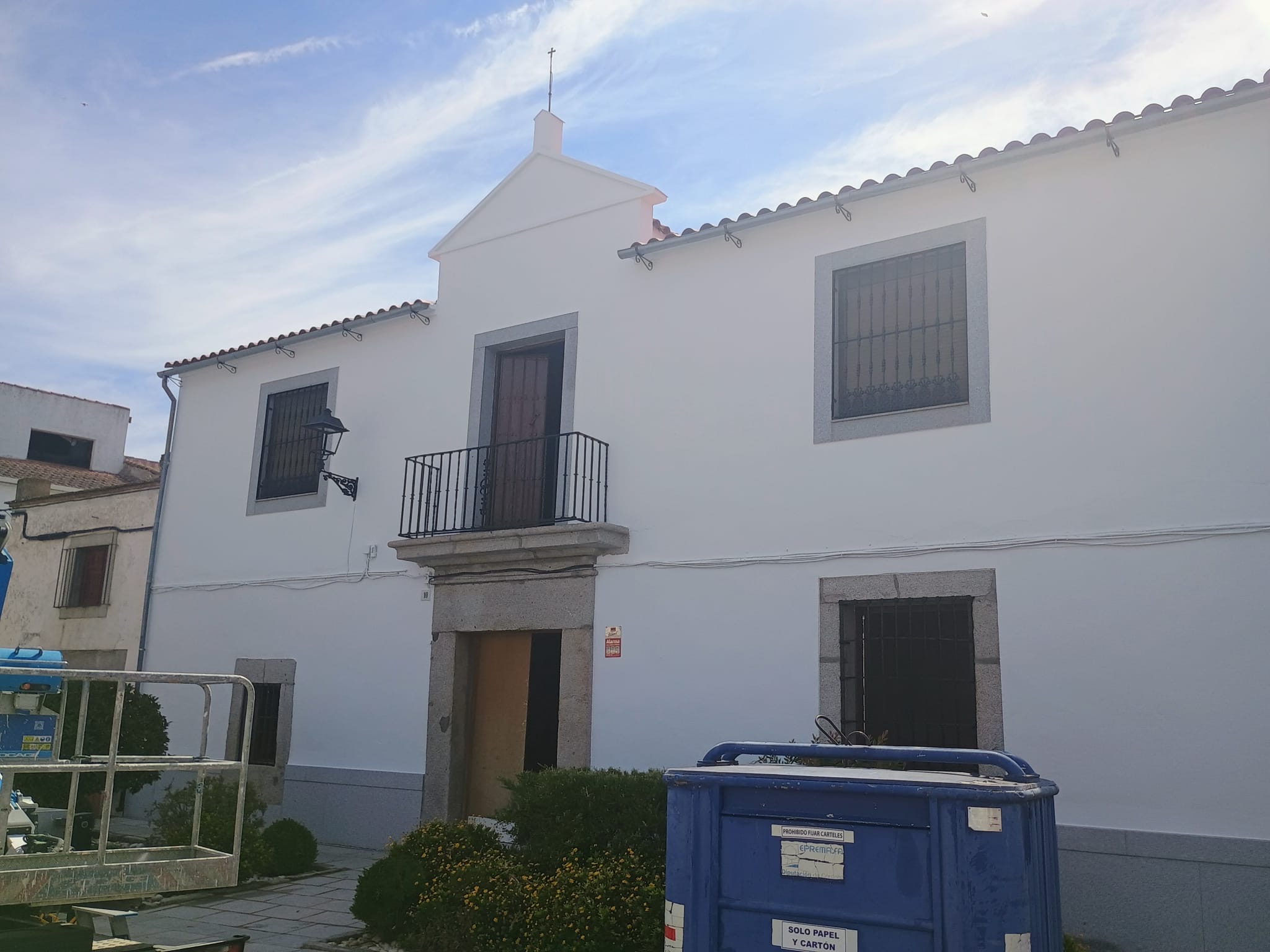 pintar-fachada-en-verano-cordoba-marbella-grupo-pintex-11