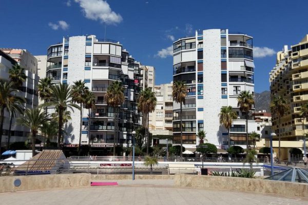 Pintura-de-fachada-de-edificios-Comunidades-Marbella-7398